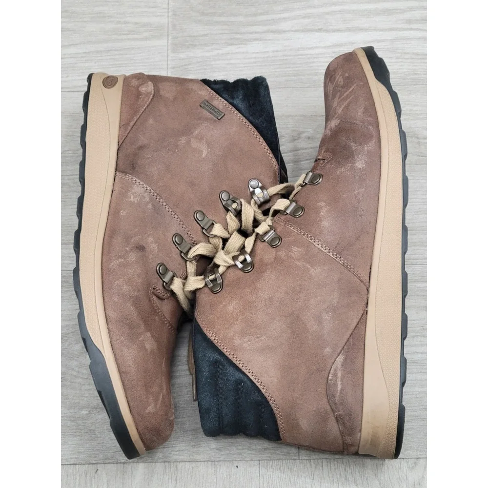 Chaco Men's Frontier Waterproof Boots Otter Tan Suede Size 11.5 J106027